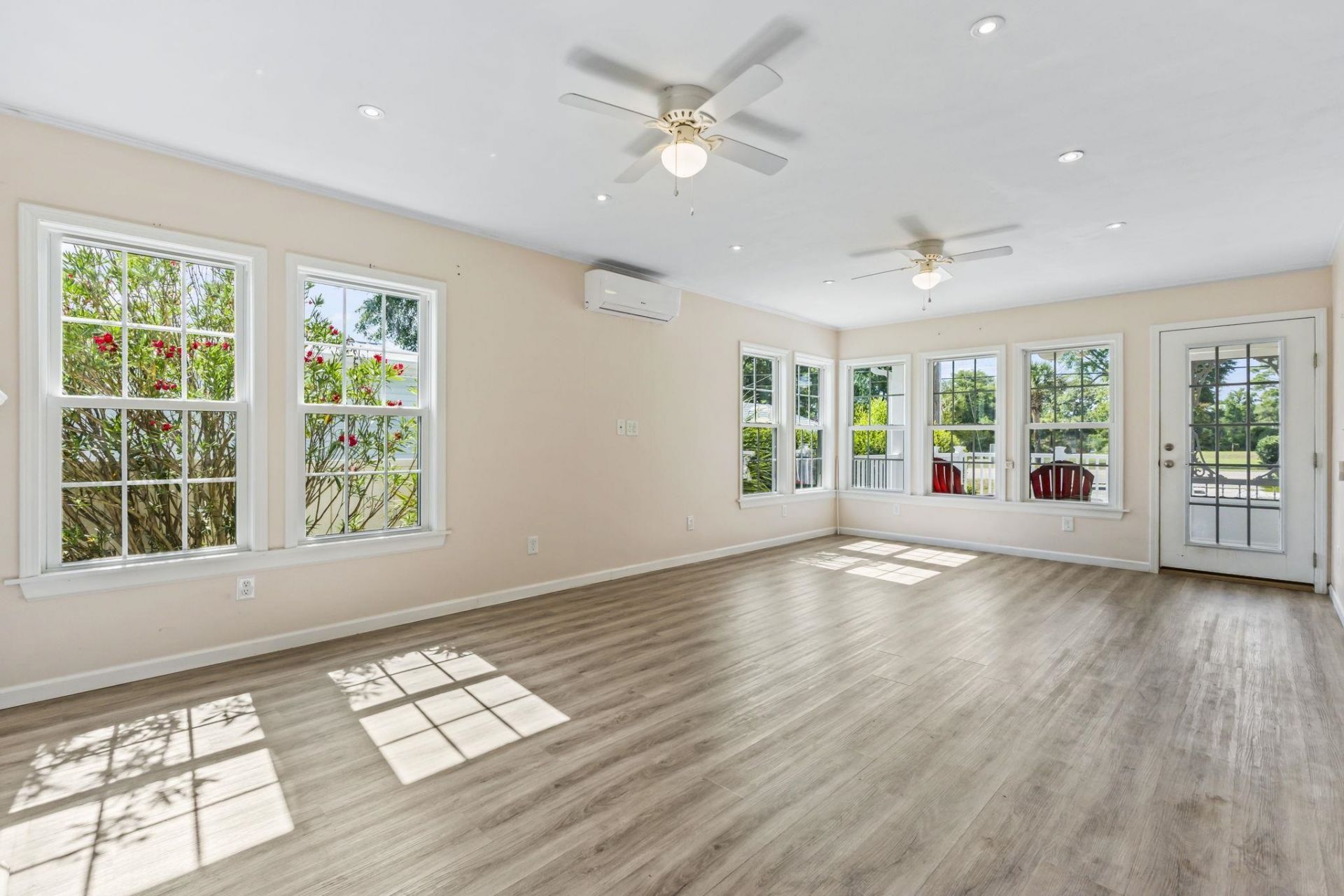 2402 Little River Neck Rd. Photo 20