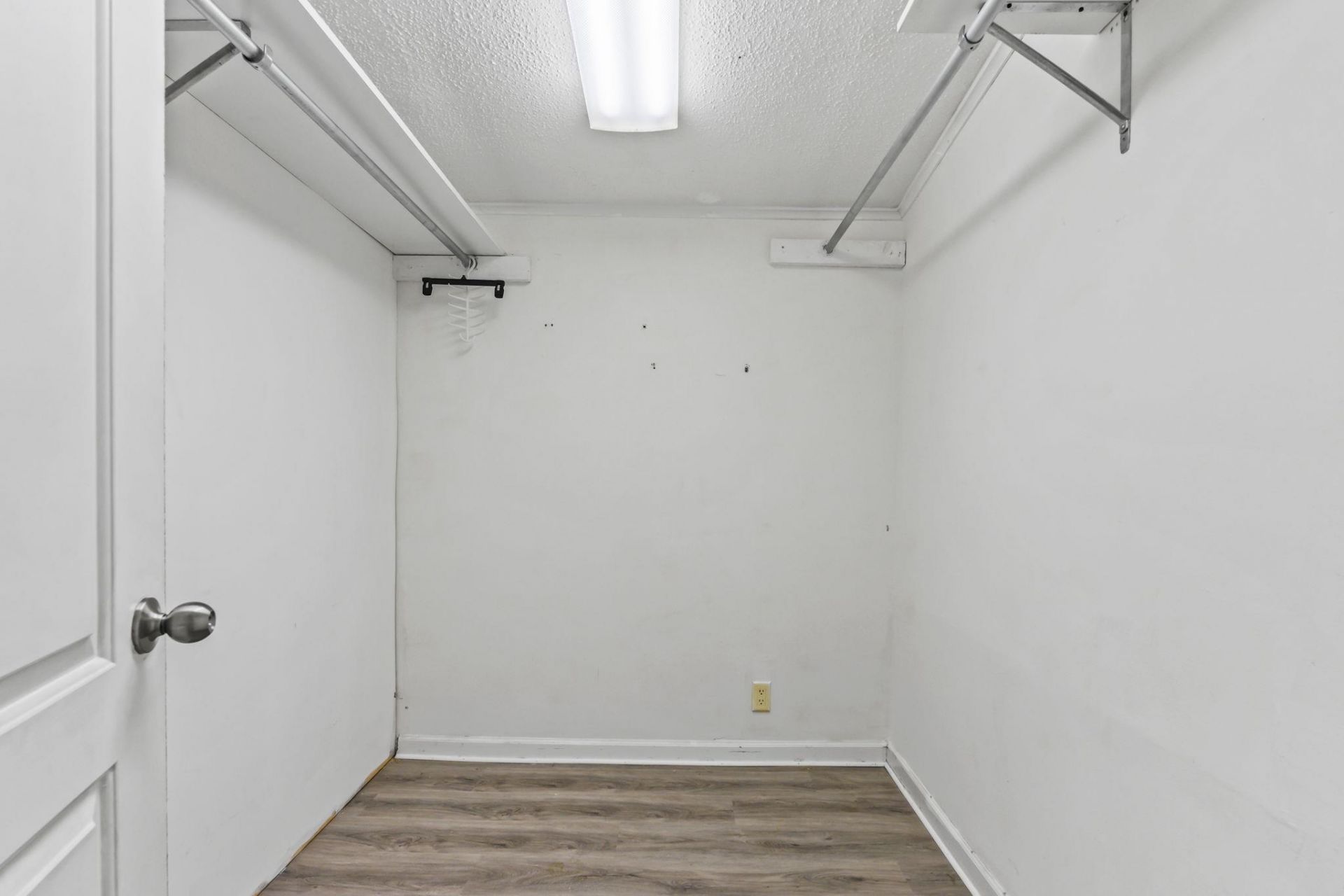 2402 Little River Neck Rd. Photo 26