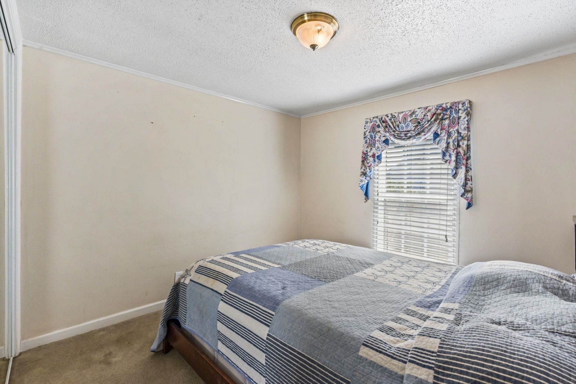 2402 Little River Neck Rd. Photo 33