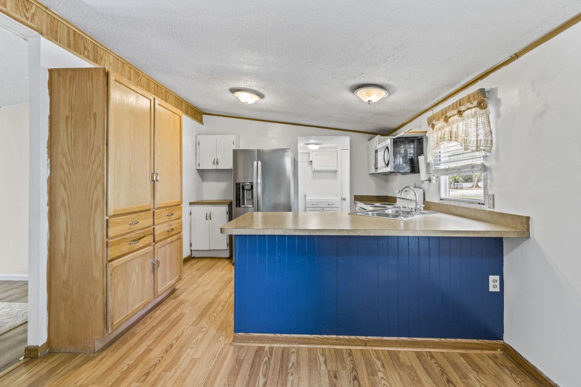 2402 Little River Neck Rd. Photo 6