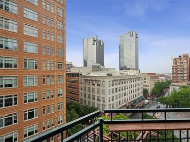 500 Throckmorton Street, Unit 703, Fort Worth, TX 76102