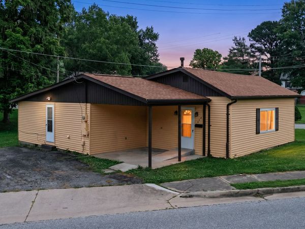 614 Main Street, Falmouth, KY 41040