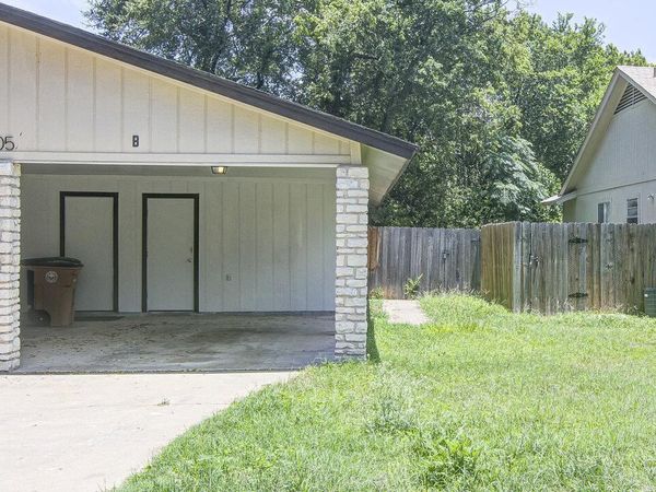 805 Sirocco DR , Unit B, Austin, TX 78745