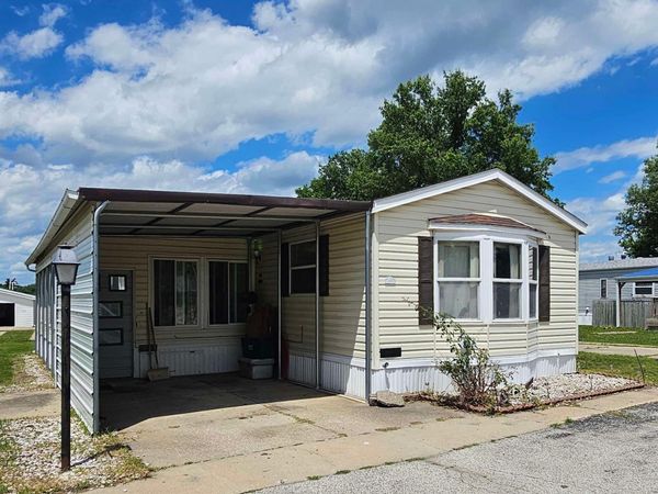 807 Flagship, Creston, IA 50801