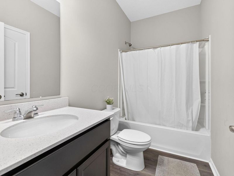 327 Mannaseh Drive W, Granville, OH 43023 Photo 41