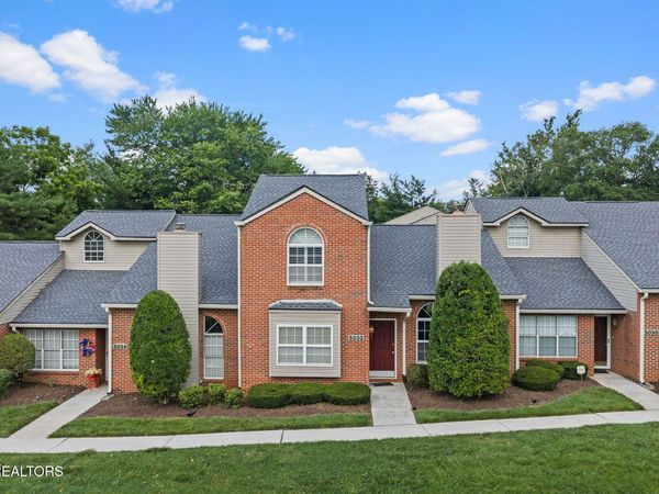 5032 Griffins Gate Lane, Knoxville, TN 37912