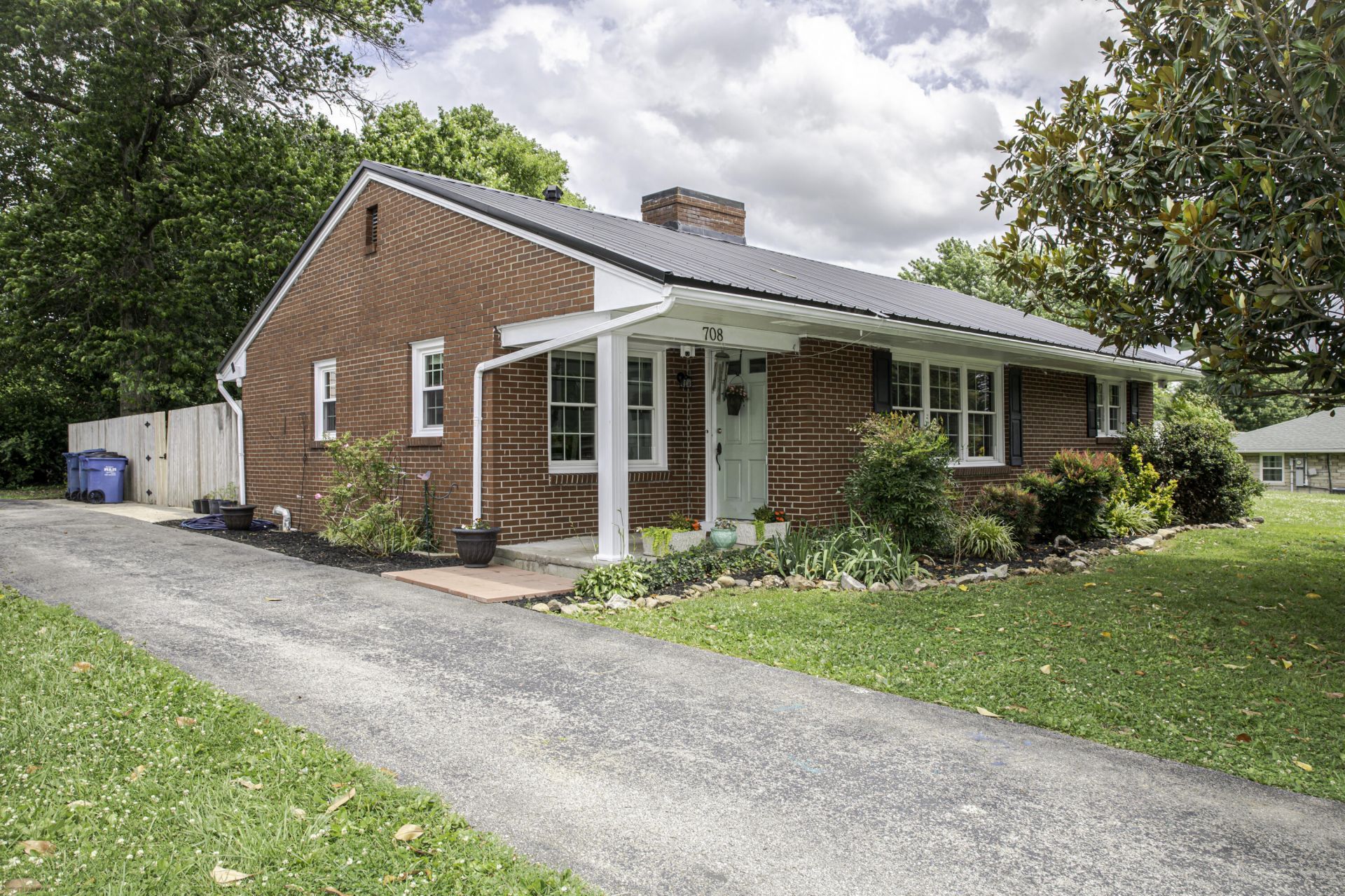 708 N Maple Avenue, Danville, KY 40422 Main Photo