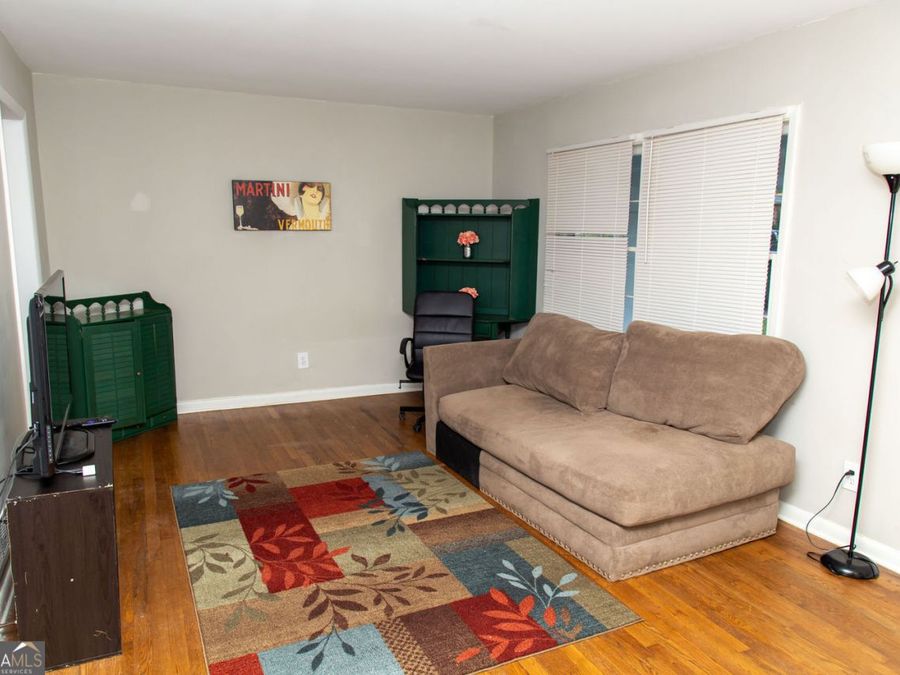 Property Image 6