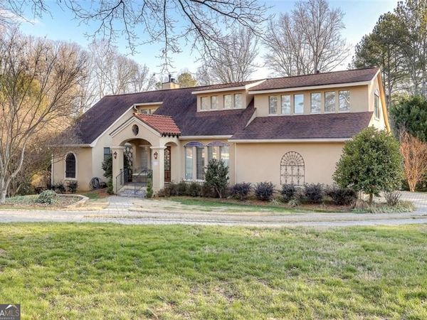 4474 Cove Island Drive NE, Marietta, GA 30067