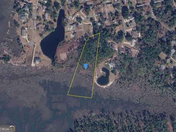 185 Richards Ct, St. Marys, GA 31558