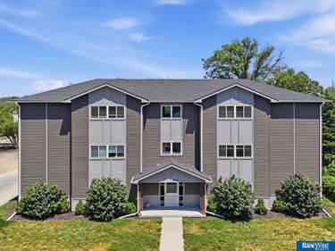 2410 Lynn Street, Lincoln, NE 68503