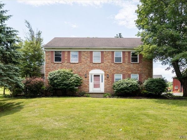 534 Akron Road , Akron, NY 14001