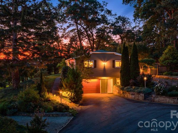 78 Grovewood Road, Asheville, NC 28804