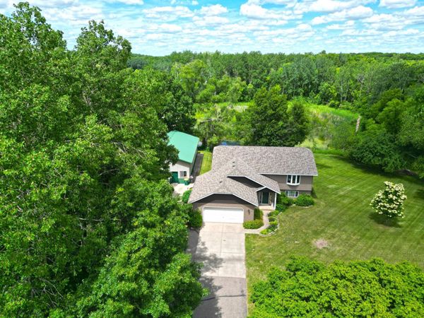 194 Elderberry Road , Clearwater, MN 55320