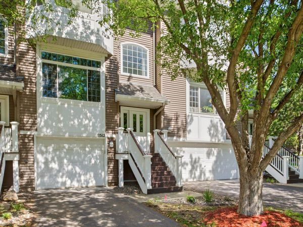 10512 8th Avenue N, Plymouth, MN 55441