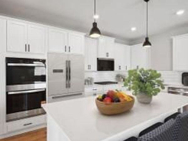 17250 Dimension Avenue, Lakeville, MN 55044