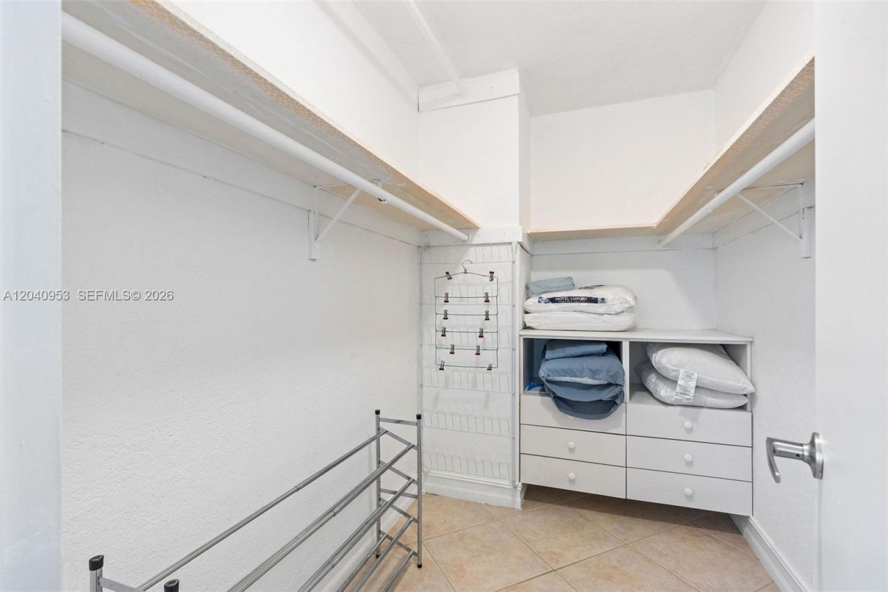 10185 Collins Ave , Unit 521, Bal Harbour, FL 33154 Photo