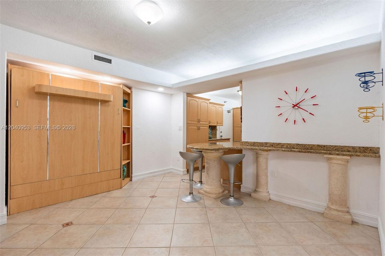 10185 Collins Ave , Unit 521, Bal Harbour, FL 33154 Photo
