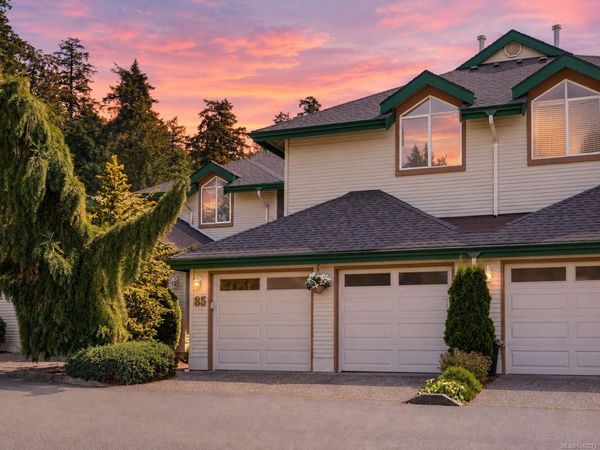 530 Marsett Pl, Unit #85, Saanich, BC V8Z 7J2