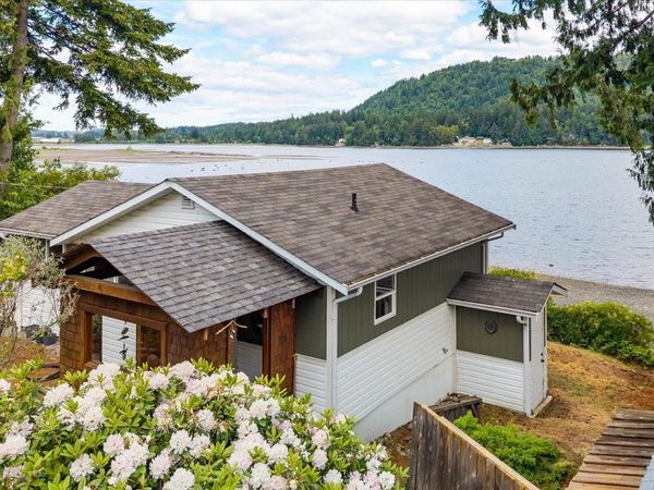 5041 Paton Rd , Ladysmith, BC V9G 1M6