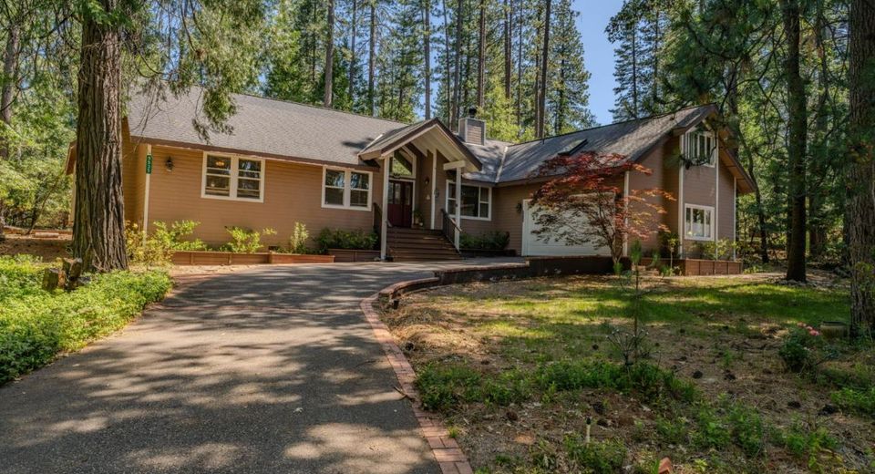 5535 Silver Saddle Ct, Hathaway Pines, CA 95233 Photo