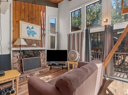 1390 Ski Run Boulevard, Unit 12, South Lake Tahoe, CA 96150 Photo