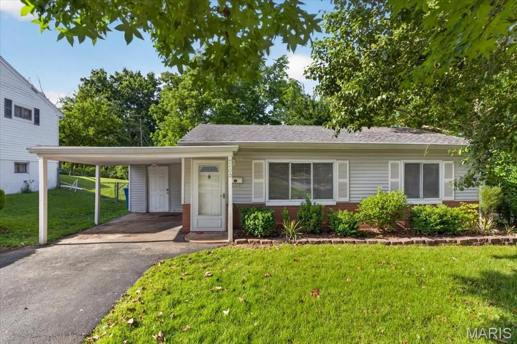 200 Hillcrest Boulevard, Ballwin, MO 63021 Main Photo