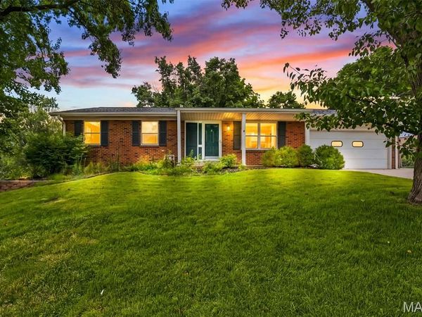 3350 Greenbridge Drive , Bridgeton, MO 63044