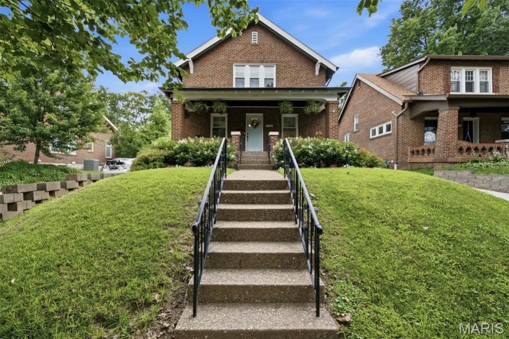 7360 Northmoor Drive, Saint Louis, MO 63105 Main Photo