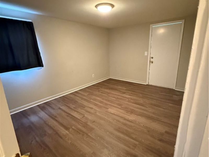 39 W 2nd Street, Unit B, Frazeysburg, OH 43822 Photo 8