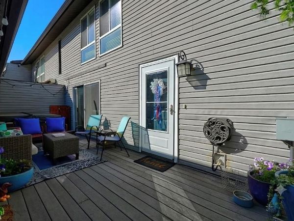15 Cedar Hills Dr, Pocatello, ID 83204