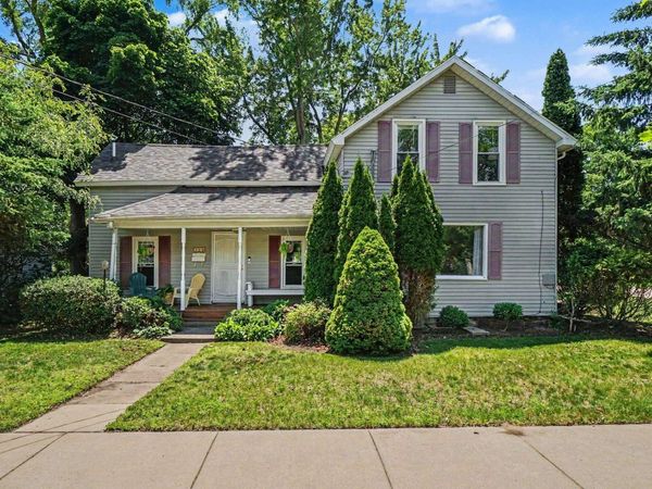 722 University Avenue N, Mt Pleasant, MI 48858