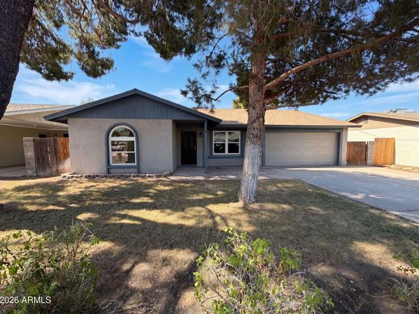 2115 W DANBURY Road, Phoenix, AZ 85023