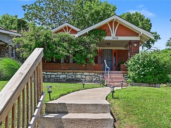 5130 Brookwood Avenue, Kansas City, MO 64110