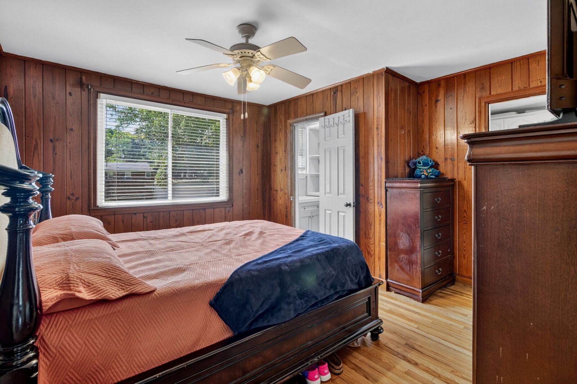 757 Longfellow Road Photo 17