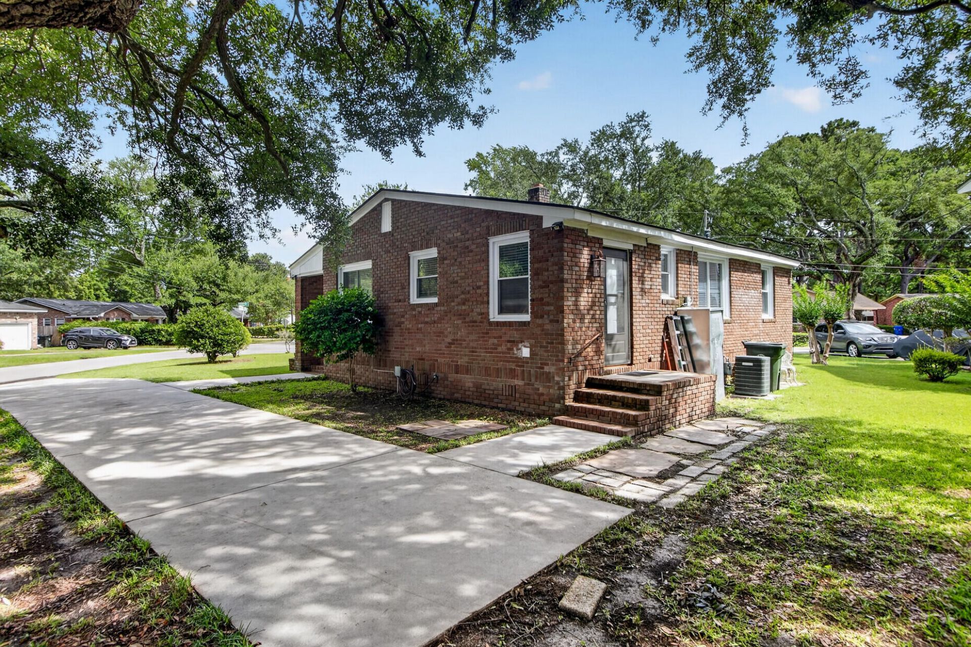 757 Longfellow Road Photo 27