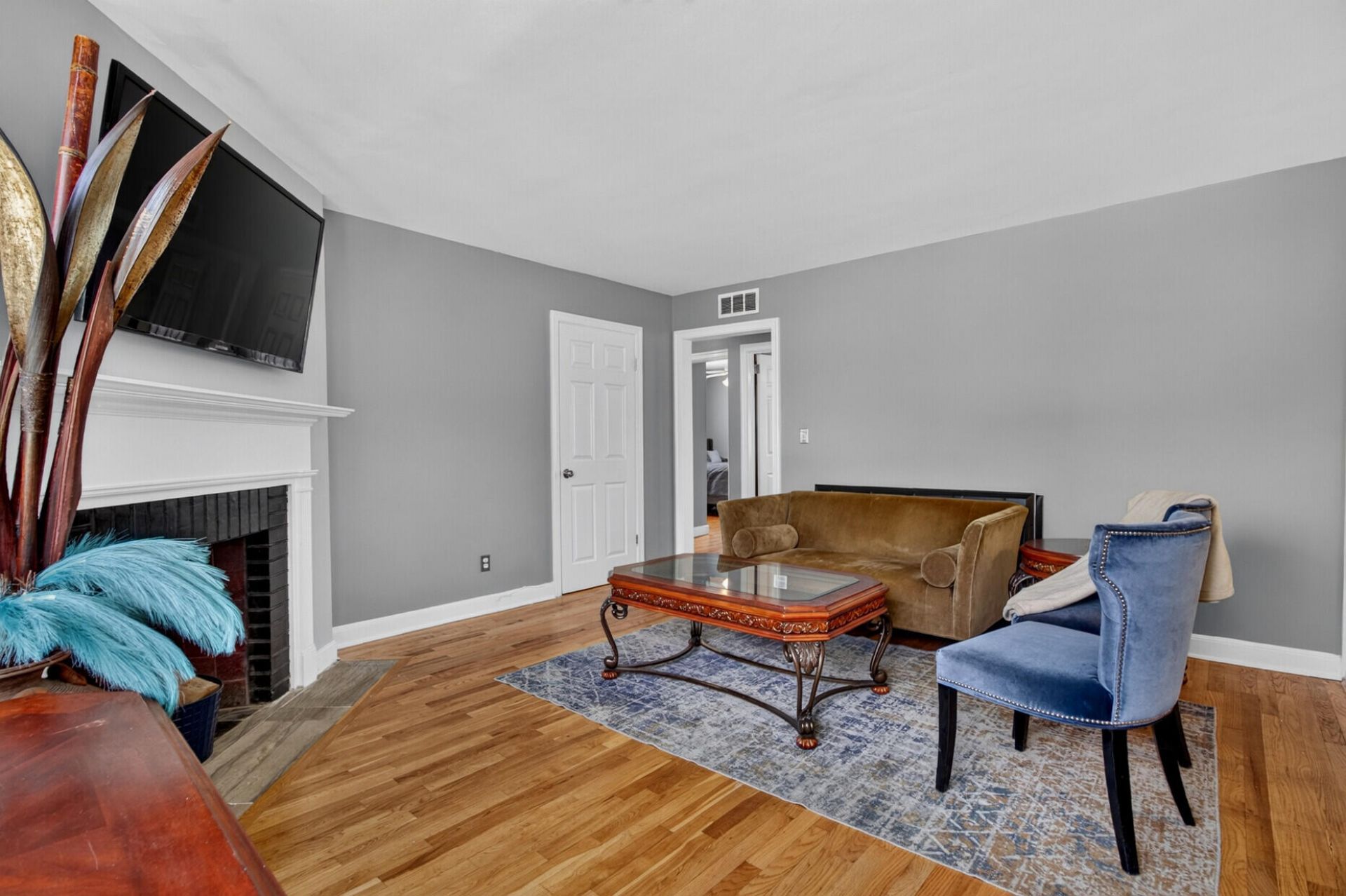 757 Longfellow Road Photo 6