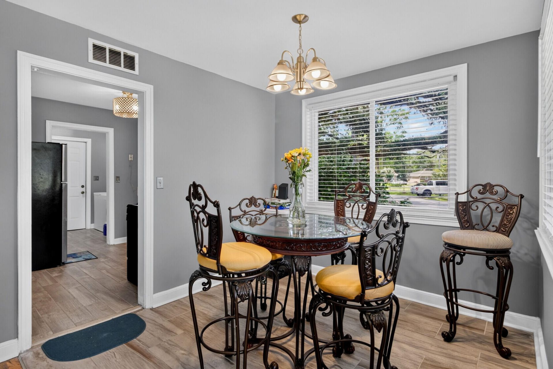 757 Longfellow Road Photo 9