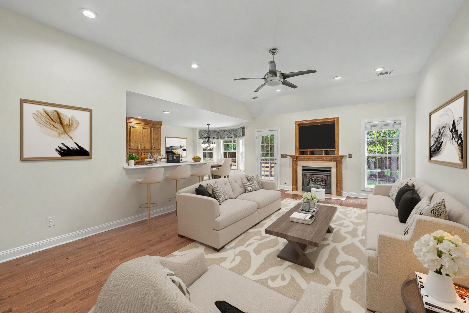 8708 Alexandria Drive Photo 11