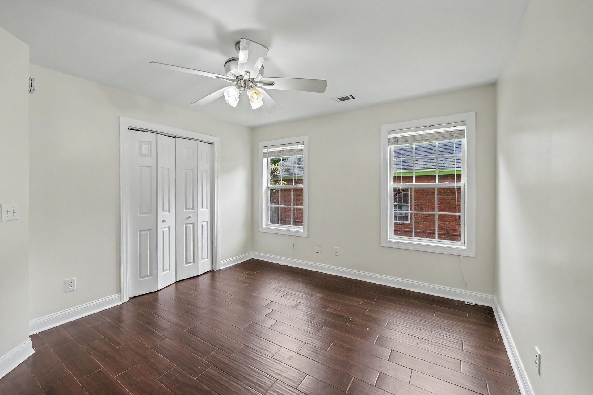 8708 Alexandria Drive Photo 26