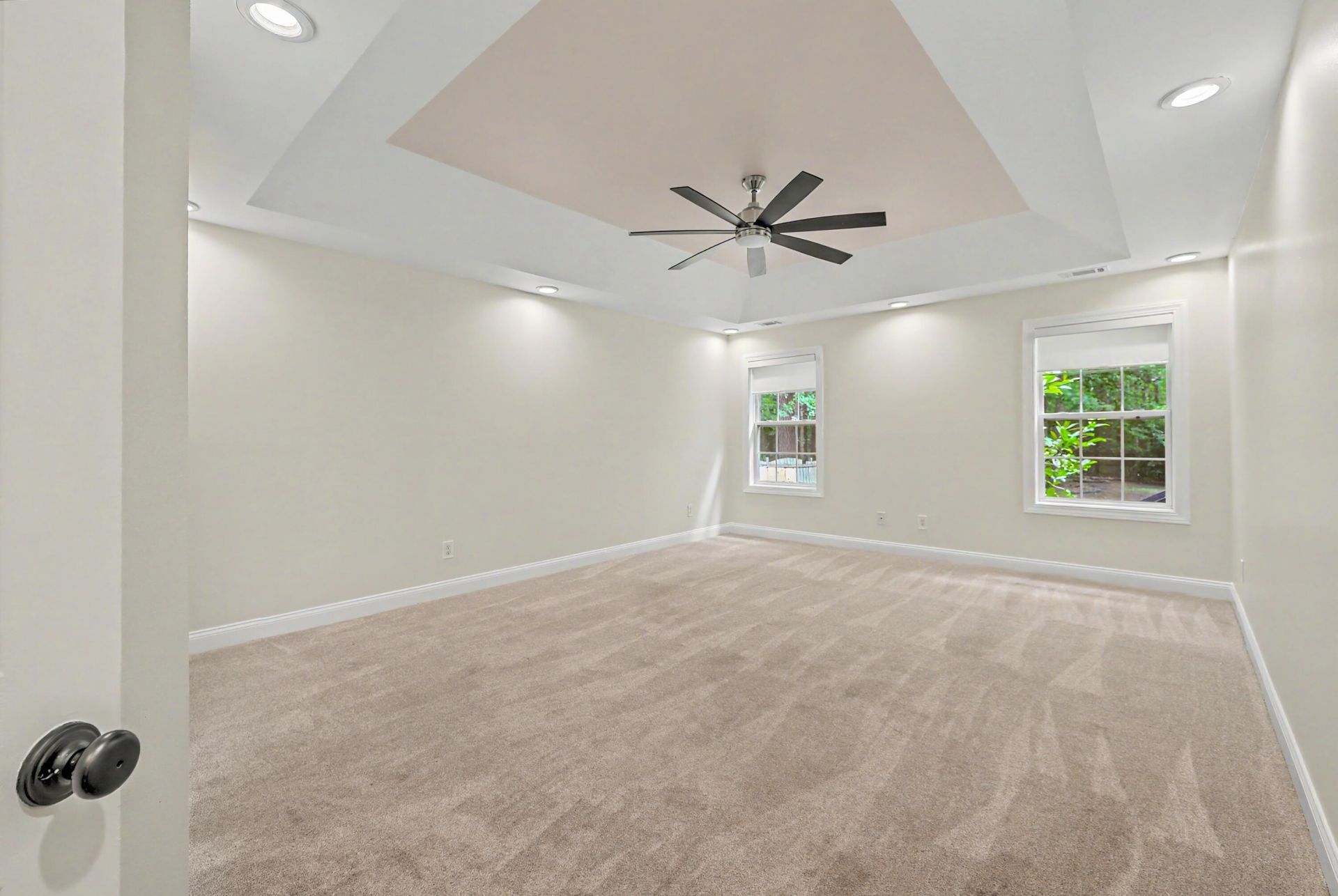 8708 Alexandria Drive Photo 31
