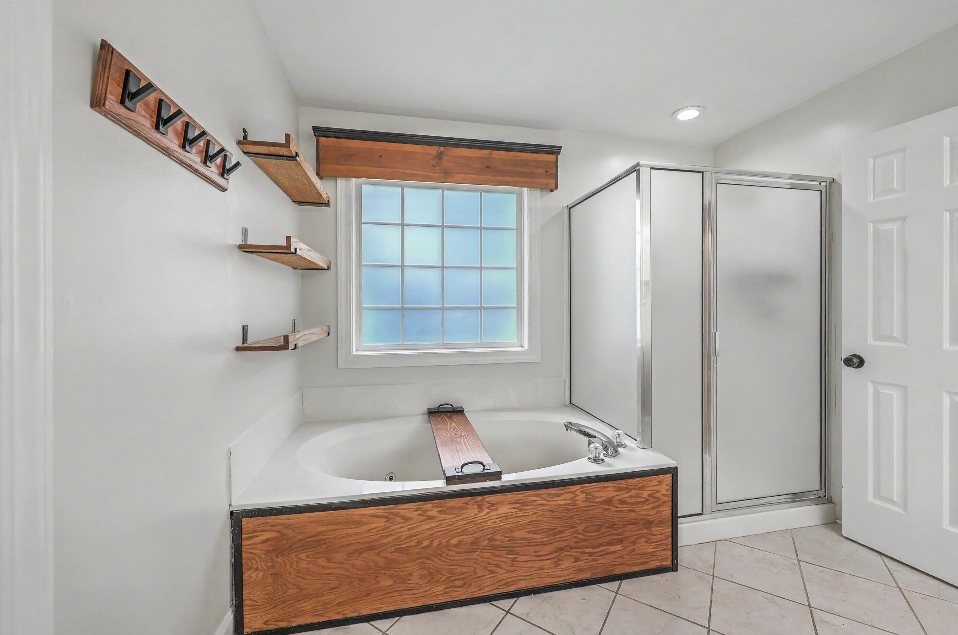 8708 Alexandria Drive Photo 40