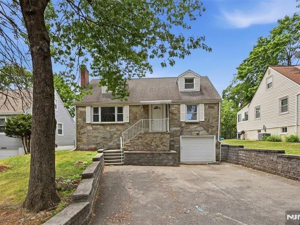 20 Sunnyside Road, WEST ORANGE, NJ 07052