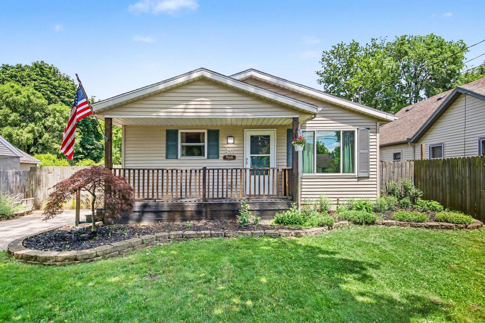 341 Nora Street Se, Kentwood, MI 49548 Main Photo