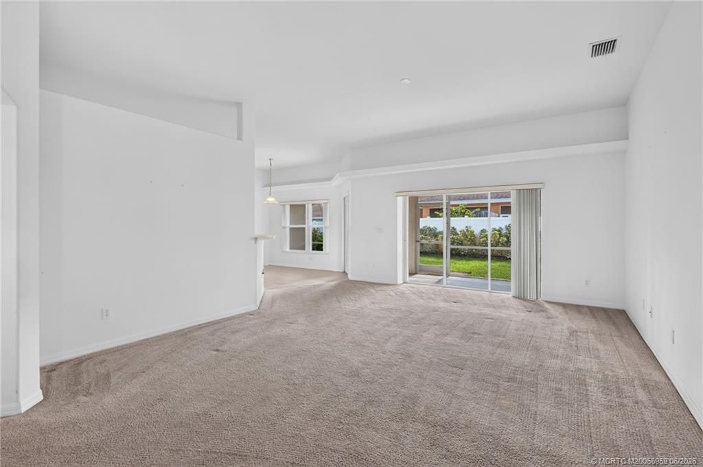 8253 Sandpine Circle, Port Saint Lucie, FL 34952 Photo