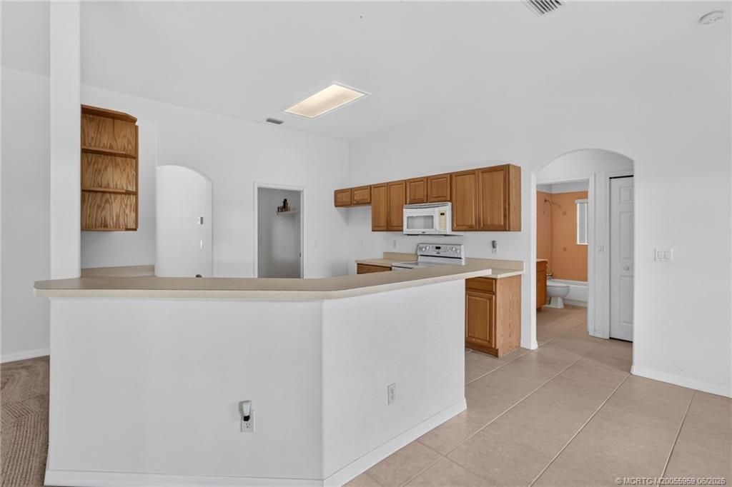 8253 Sandpine Circle, Port Saint Lucie, FL 34952 Photo