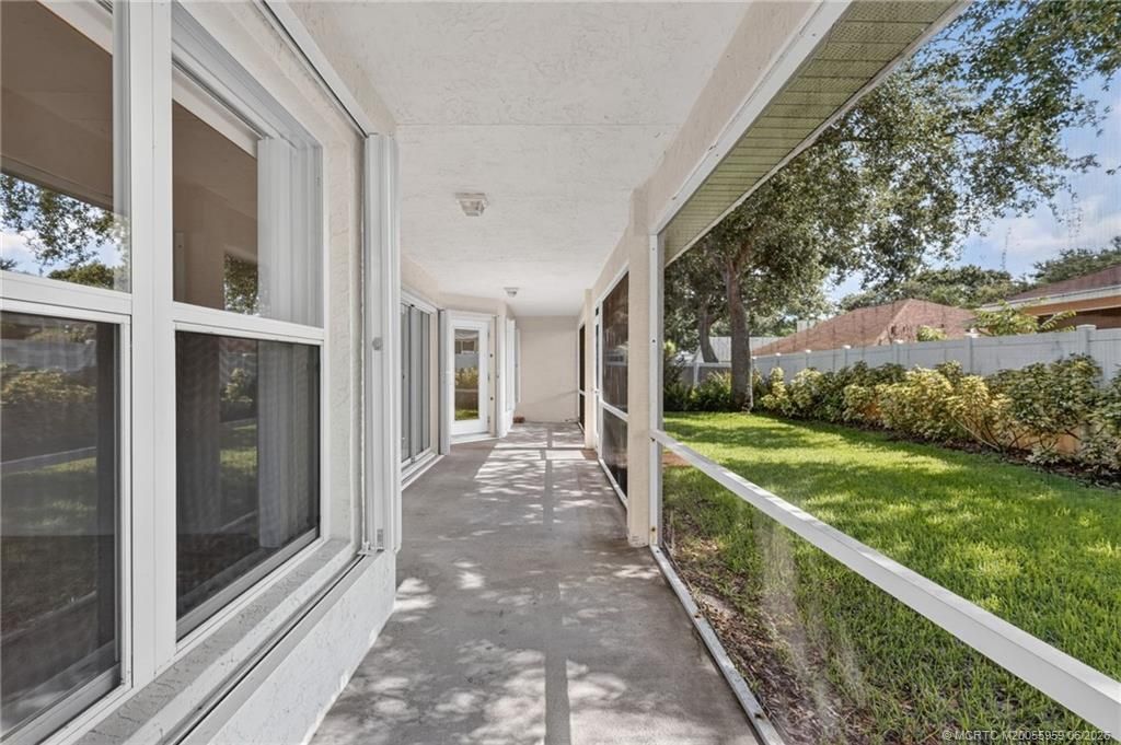 8253 Sandpine Circle, Port Saint Lucie, FL 34952 Photo