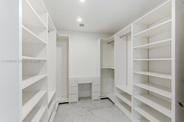 291 E Shore Dr E, Miami, FL 33133 Photo