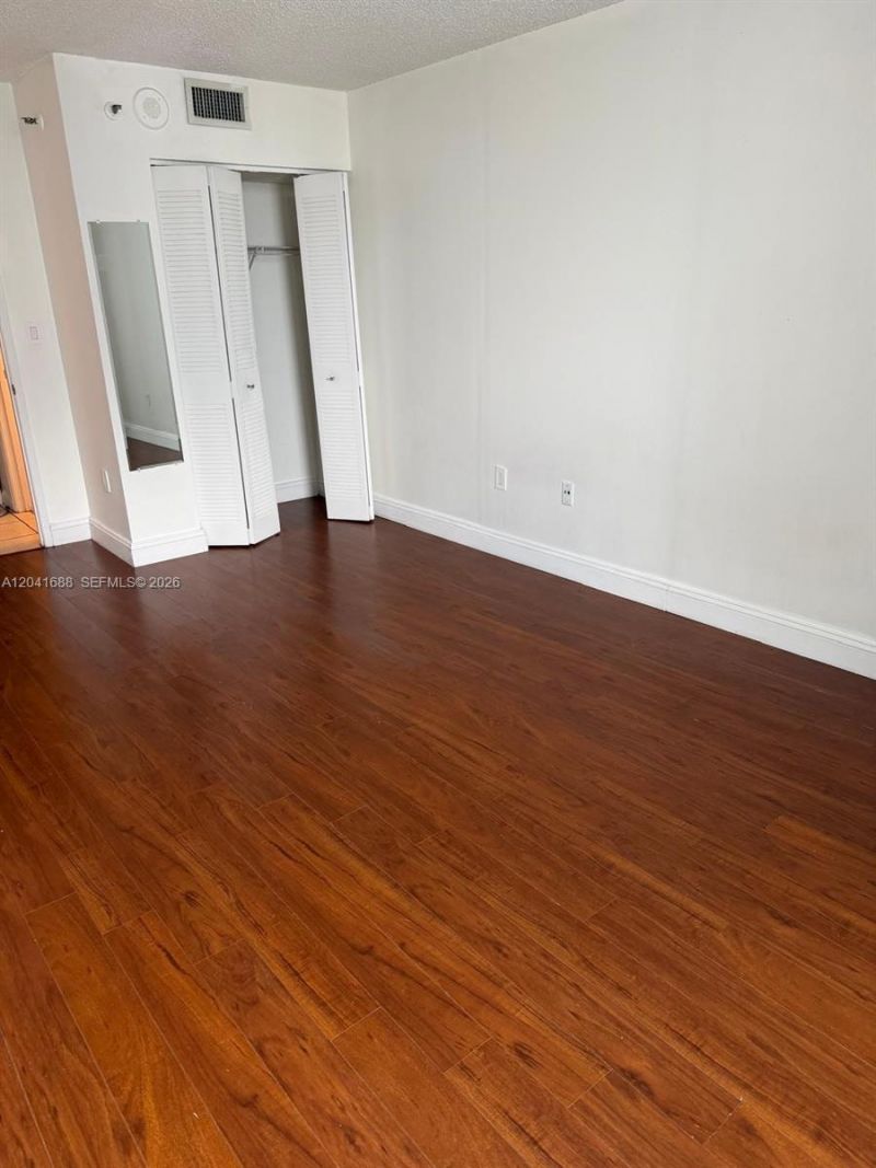 800 N Miami Ave , Unit E1402, Miami, FL 33136 Photo