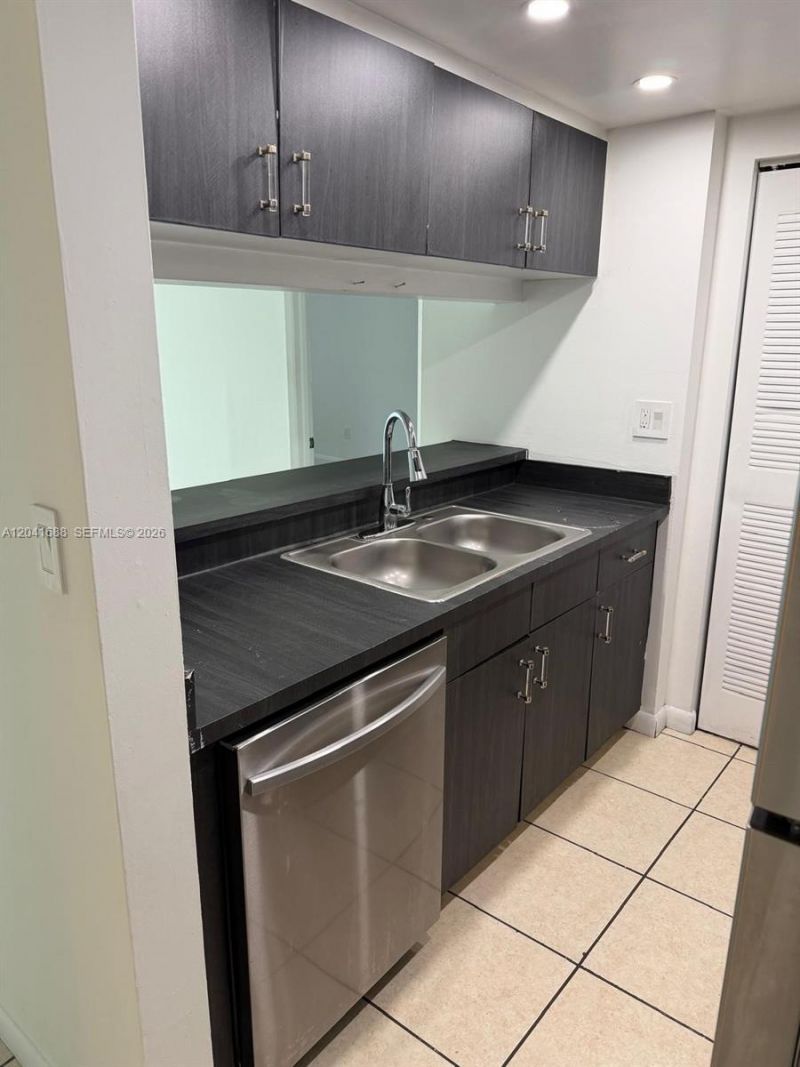800 N Miami Ave , Unit E1402, Miami, FL 33136 Photo